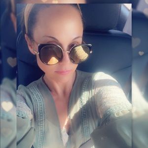 Meet your Posher, Maggie